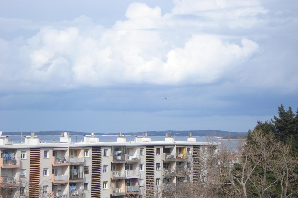 Apartments Katica Pula Exterior photo
