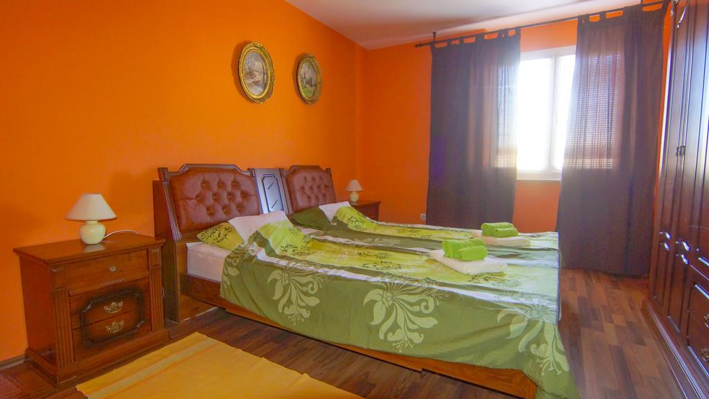 Apartments Katica Pula Exterior photo